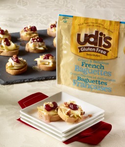 Udi_s_Gluten-Free_Apple__Cranberry_and_Bri_Crostini_Branded1_201309231635291